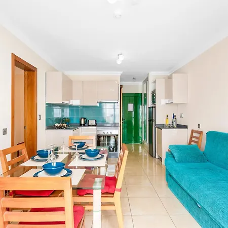 Hotel Las Adelfas