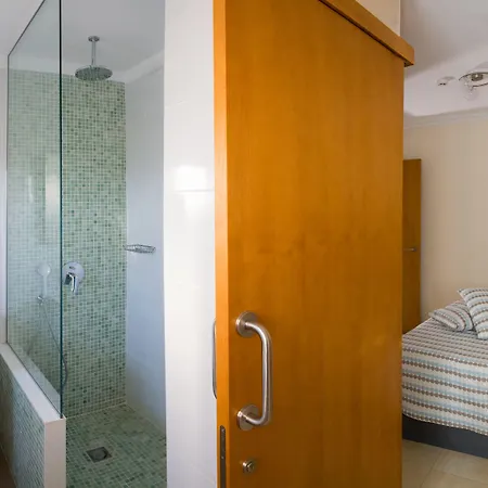 Hotel Las Adelfas