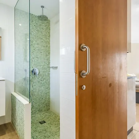 Hotel Las Adelfas 3*