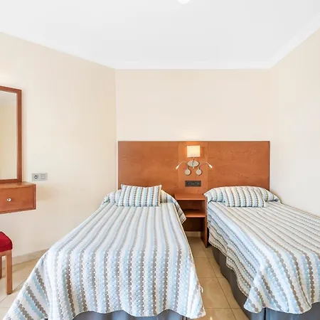 Adelfas Puerto del Carmen (Lanzarote)